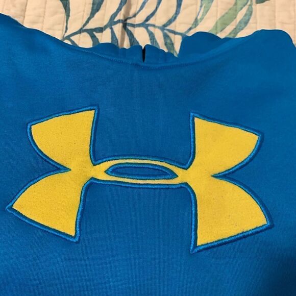 Under Armour Youth hoodie. Size: YLG - Picture 4 of 5